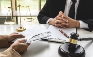 Juiz determina honorários de R$ 20 mil em ação de R$ 15 milhões contra plano de saúde