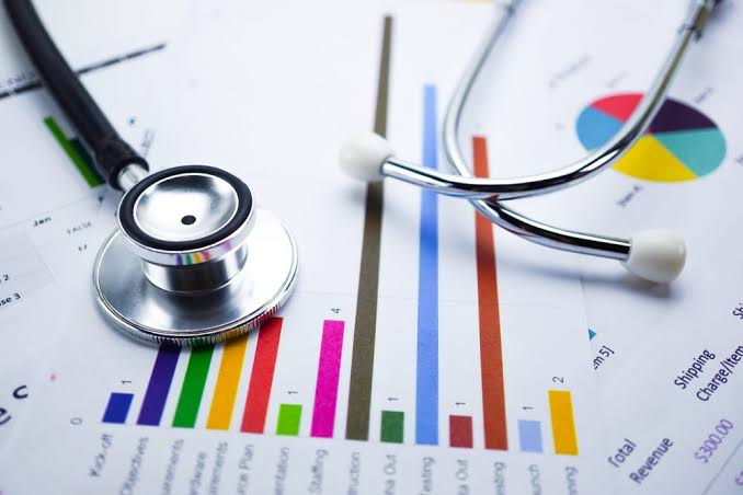 Ações contra planos de saúde dobram e chegam a 300 mil novos casos em 2024