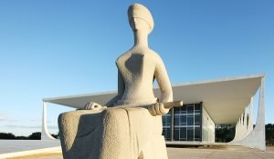 STF começa a julgar se militar com HIV tem direito à reforma por incapacidade