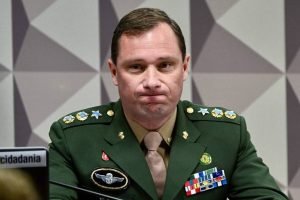 Cid pede absolvição sumária ao STF e afirma que cumpria dever legal