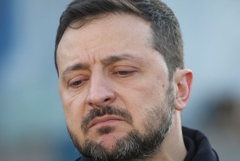 2025 02 13t132415z 1 lynxmpel1c0m0 rtroptp 4 ucrania crise zelenskiy naoaceita.jpg