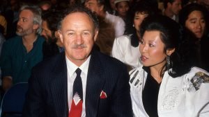 Gene hackman betsy arakawa e1743461735326.jpg