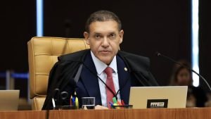 STF julga requisitos para vasectomia e laqueadura no Brasil