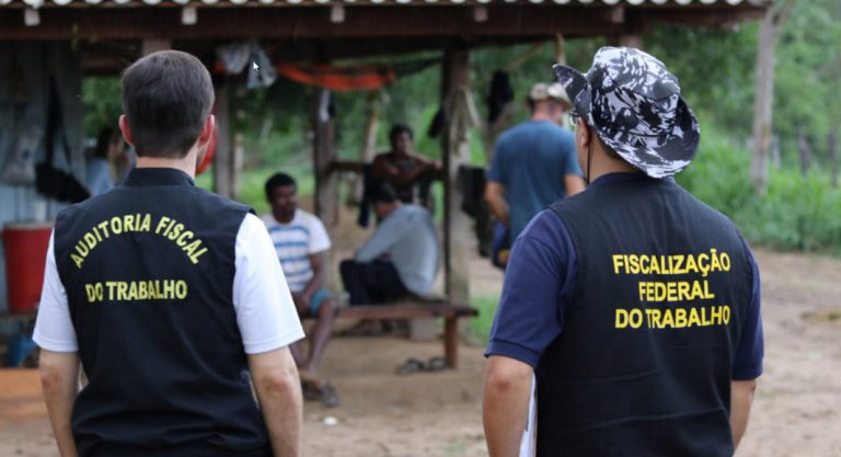 Juiz reconhece direito ao porte de arma de fogo para auditores fiscais do Trabalho