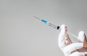 Injecao hiv.jpg