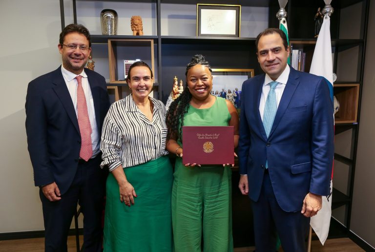 Silvia Souza é reconduzida à presidência da Comissão Nacional de Direitos Humanos da OAB