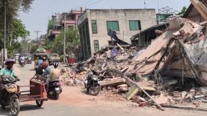 2025 03 31t130945z 1 lop301031032025rp1 rtrmadp baseimage 960x540 myanmar quake mandalay survivor.jp .jpeg