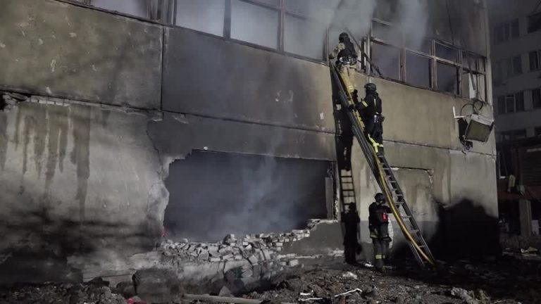 2025 04 02t053941z 1 lop350502042025rp1 rtrmadp baseimage 960x540 ukraine crisis attack kharkiv.jpg