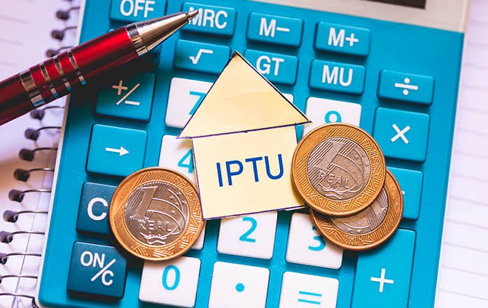 Herdeiro que já indenizou por uso exclusivo de imóvel não deve arcar sozinho com IPTU, decide STJ