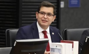 Conselheiro do CNJ acolhe pedido da OAB-PI e garante sustentação oral da advocacia em tempo real por videoconferência