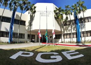 Tensão entre PGE do Maranhão e assessor de Dino chega ao Judiciário