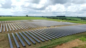 Thopen capta r 90 milhoes para expansao solar e avanca com meta de r 2 bilhoes em investimentos ate 2027
