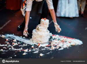 Pedido de indenização de convidada por briga em casamento é negado por falta de provas