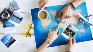 Agência de viagens devem indenizar turistas por prejuízos causados por mudanças em voos