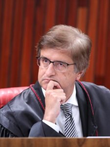 PGR se posiciona contra divulgação de salários prevista na lei da igualdade salarial