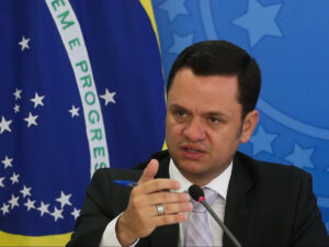 Ex-analista do Ministério da Justiça acusa Anderson Torres de usar dados eleitorais para ações ilegais