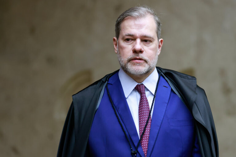 STF mantém exigência de diploma de nível superior para técnicos do MPU