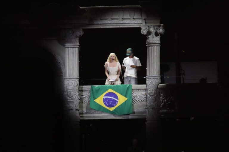 Lady gaga bandeira.jpg