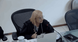 “A mãe que cuida é impagável”: Desembargadora do TJ-PA rebate fala capacitista e defende mães solo de crianças com necessidades especiais