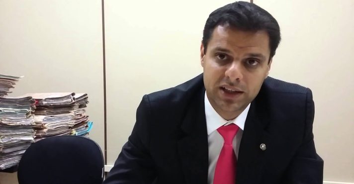 CNJ investiga juiz após soltura de homem que destruiu relógio histórico no 8 de janeiro