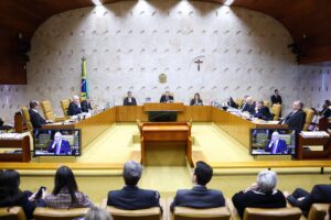 Celular esquecido em cena do crime pode ser usado como prova mesmo sem autorização judicial, decide Supremo