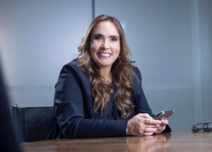 Rose Morais assume interinamente a presidência da OAB Nacional