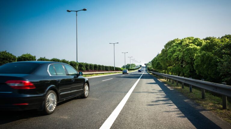 Como um grupo de WhatsApp resultou em app de transporte para mulheres