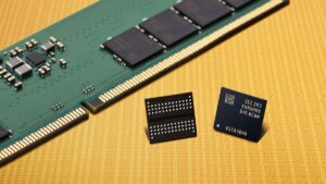 Demanda por mais velocidade faz produção de memórias DDR6 acelerar