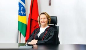 Lula decide indicar procuradora Marluce Caldas para ministra do STJ
