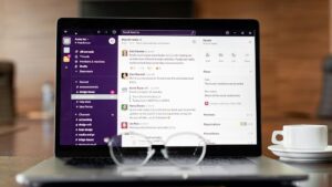 Empresas usam IA para monitorar funcionários no Slack e Teams