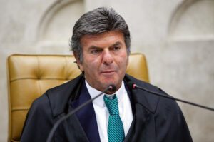 Fux diz que não existem ‘provas concretas’ de fuga e vota contra tornozeleira e medidas cautelares impostas a Bolsonaro