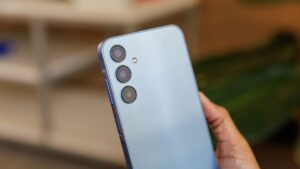 Galaxy A25 chega ao menor preço histórico na Amazon; oferta com parcelamento