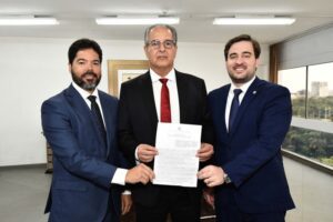 “OAB Dativa”: Convênio pioneiro para nomeação de advogados dativos na Justiça eleitoral é renovado pela OAB Bahia e TRE-BA