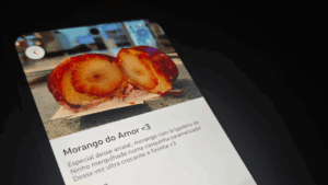 Morango do amor: pedidos pelo doce crescem mais de 2.300% no iFood em julho