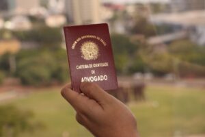 Justiça condena homem que usava OAB falsa criada em PowerPoint