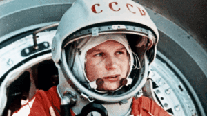 Quem é Valentina Tereshkova? Cosmonauta russa e primeira mulher a ir ao espaço