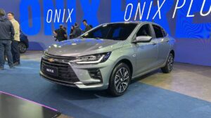 Veja as diferenças entre o antigo e o novo Chevrolet Onix