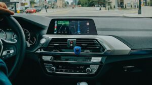 Você tem esses acessórios no carro? Se sim, saiba que são proibidos