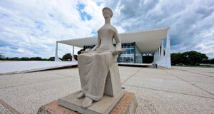 Embaixada dos EUA se refere ao STF como "Supremo Tribunal de Moraes" em publicação  