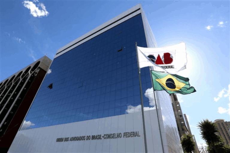 OAB vai integrar acordo que repara vítimas de fraude no INSS e garante honorários advocatícios