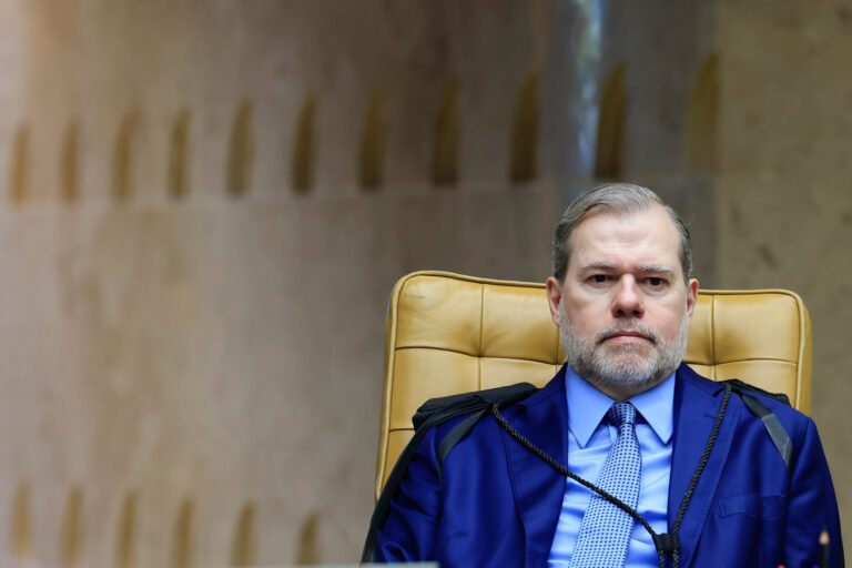 Dias Toffoli aprova plano do governo para ressarcir vítimas de fraudes no INSS