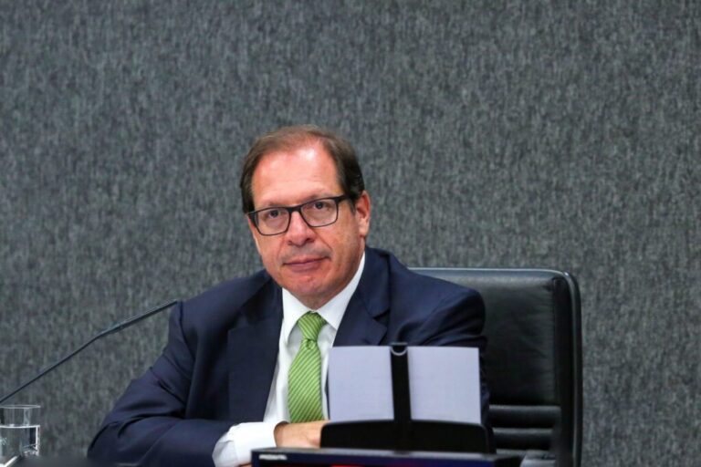 STJ mantém convocação de candidatas aprovadas em concurso público para curso de formação de bombeiros