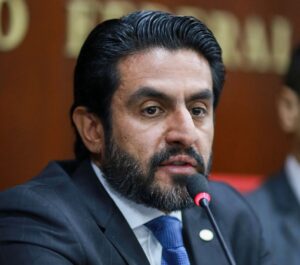 Brasil: Polarização e a estrada do caos. Uma reflexão sobre o extremismo político e a urgência do diálogo