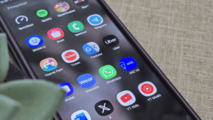 Android vai 'borrar' nudes indesejados enviados por mensagem; entenda o caso