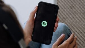 Cansou do botão 'Criar' do Spotify? Veja como tirar o atalho do app