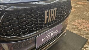 Fiat e Toyota derrubam preços de carros híbridos e mais; confira