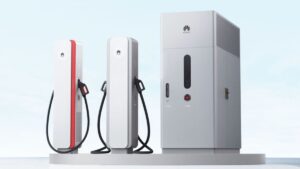 Gigante chinesa Huawei planeja instalar carregadores ultrarrápidos no Brasil