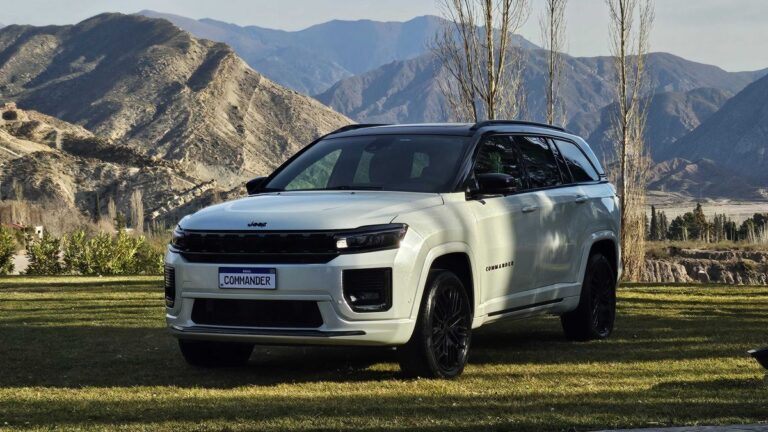 Jeep Commander 2026 chega com preço no chão e novas tecnologias