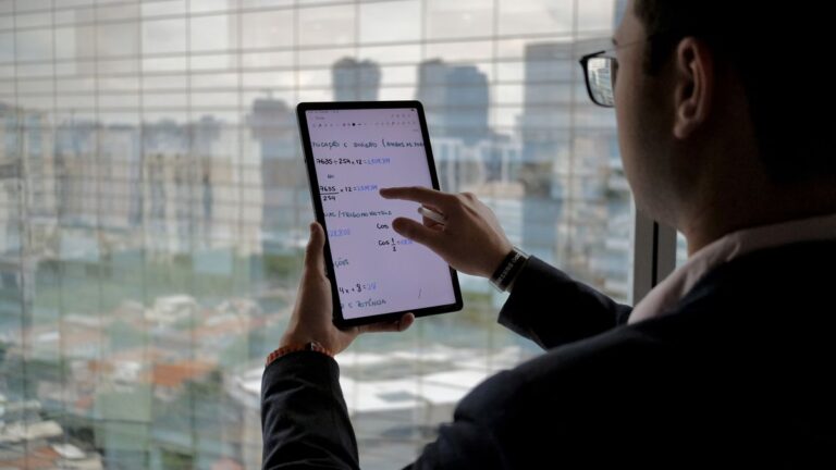 Oferta da Samsung leva Tab S10 FE Plus ao preço mais baixo da história