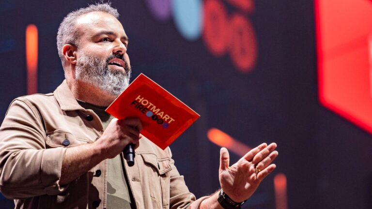 Preconceito em vender trava criadores e público 60+ é oportunidade, diz Hotmart